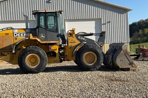 John Deere 624J Wheel Loader